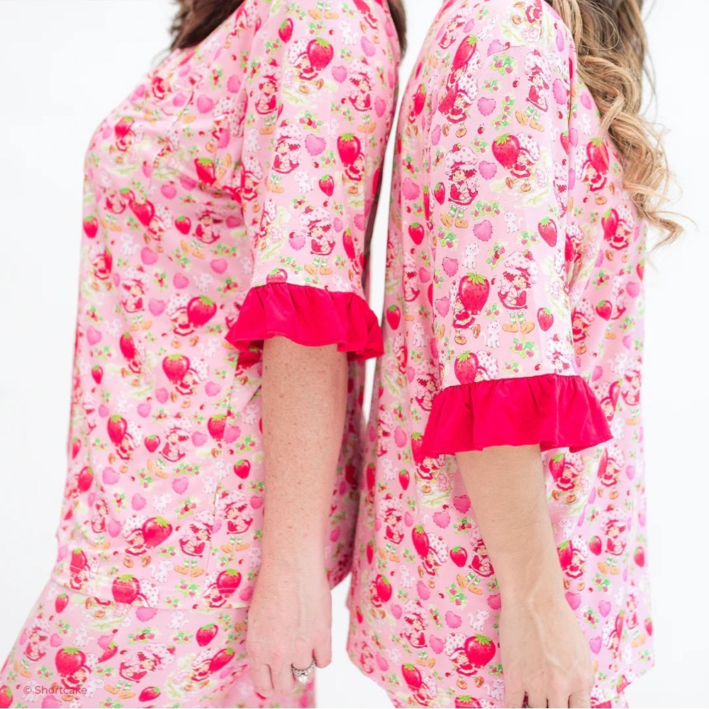 Strawberry Shortcake™ Women's 2pc Pajama XL - Picture 2 of 7